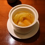 粤菜 沖花 - 鶏スープ