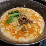 Chaina Dainingu Kuin - 担々麺