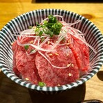 Horumon Yakiniku Hayabusa - 肉茶漬け 1980円