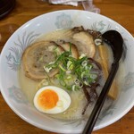 Kinran Ramen - チャーシューとんこつらーめん（塩）