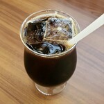 CAFE JIMBAY - ダークローストアイスコーヒー（ランチタイム＋200円）