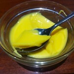 王府井 酒家 - マンゴープリン