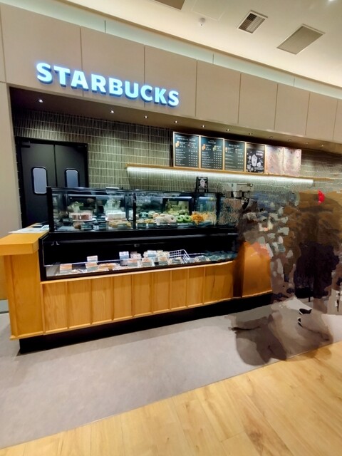 スターバックスコーヒー TSUTAYA BOOKSTORE AIZU店（STARBUCKS COFFEE） - 西若松（カフェ）の写真