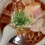 Raamen Kuro Uzu - 醤油らぁ麺