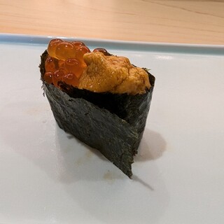 鮨ト酒 ナカニワ