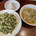 Shuumai Tarou - グリーン炒飯定食　950円