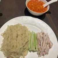 四川料理 龍の子 - 棒々鶏冷麺