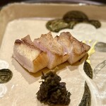 一心鮨 光洋 - ❻マナガツオの揚げ物、蕗のとう味噌添え
