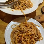 魚介イタリアン&チーズ UMIバル - ラグーパスタ　いまだにボロネーゼとの違いは肉の塊の大きさしか私にはわからないけど、美味しかった！