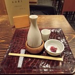 室町砂場 - 梅クラゲで酒が消える