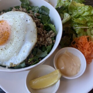 フラット ダイニング_2