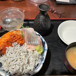 一夜干しと海鮮丼 できたて屋 - 