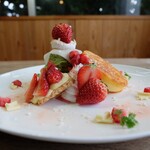 ノンカフェ - 料理写真:3月5日〜季節のパンケーキ