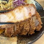 とんかつ檍 - この脂身は甘くて美味しいです