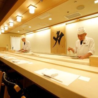 カウンター席　　１～10名様まで