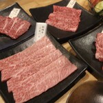 炭火焼肉匠 - ◉松坂牛 ササバラ／1,580円税込
                                ◉松坂牛 三角バラ／1,760円税込
                                ◉松坂牛 肉ハラミ／1,560円税込
                                ◉松坂牛 カイノミ／1,640円税込