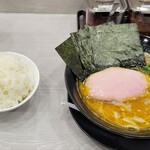 濃密豚骨 福はら - ビューです