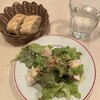 パリのワイン食堂