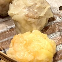 個室中華 頤和園 溜池山王店 - 焼売二種盛り(海老4ヶ・肉4ヶ) 1,200円