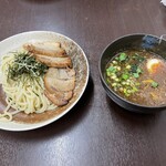 Menya Aoyama - コッテリチャーシューつけ麺