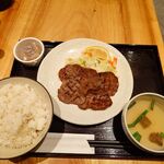 Tanya Hakata - 牛タン朝定食 780円 + 納豆 80円