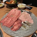 焼肉トラジ - 