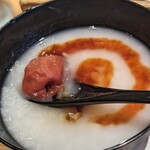 ひとしなや - 「紀州南高梅の梅干し」を追加でいただきました。鼈甲餡も残念な印象 m(_ _)m