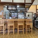 利休 - カウンターもあります。