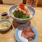 日本橋海鮮丼 つじ半 - 