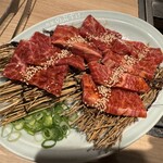 広島焼肉　肉屋のぶすけ紙屋町 - 特選ハラミとサガリ