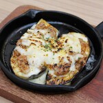 Teppanniku Baru Onigashima - 茄子の味噌チーズ焼き