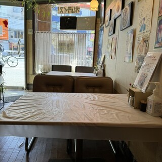 レストラン・カフェ クイーン_2