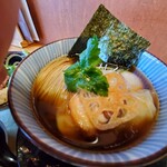 中華蕎麦 鳴神食堂 - 中華蕎麦(950円)＋特製トッピング(250円)