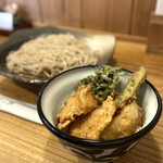 あさ乃 - ・日替わりランチ A (ミニお汁粉付き) 1,180円/税込
            ・麺の大盛り 280円/税込