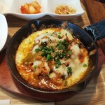 サムギョプサルと韓国料理 ツツムサンパ - チーズ豚キムチ