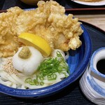 honkakuteuchiudommemmusubi - 鶏てんおろしうどん