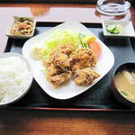 饂飩居酒屋 かずどん - 唐揚げ定食