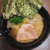 Ie Kei Ramen Kanaiya - 豚骨醤油らーめん(並)＋のり増し