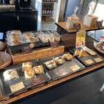 海辺のパン屋 La La Bakery - 大人買いの許可、出ませんでしたぁ〜σ(^_^;)