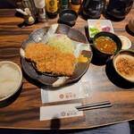 勝烈亭 新市街本店 - 