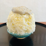こひる庵 - 味見氷ごまみたクリーム　今日は青皿♡