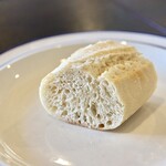 イル パエーゼ - 自家製パン