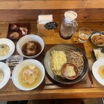 Ramen FeeL - Feelつけ麺スープダブル＋出汁卵変更＋スープ出汁割り＋肉雲呑＋海老雲呑＋チャーシュー皿＋めんま＋ライス
