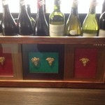 KOBEわいん食堂 - ソムリエバッジ