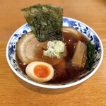 Menyakitara - 今昔支那そば炙り肉入り 醤油