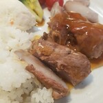 キッチン ブルー グローブ - サービスのポシェ、左側が骨です