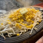 Bean sprouts & butter corn