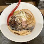 ～ラーメン～ はなみや - とんこつ白湯くろ
