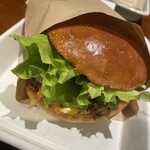 HANDSOME BURGER - チーズバーガー単品　780円