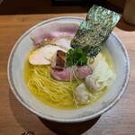 ジャパニーズ ラーメン 五感 - 